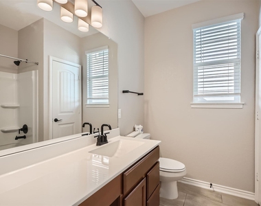 216 Deer Crest Dr - Photo Thumbnail 21