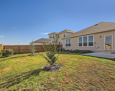 216 Deer Crest Dr - Photo Thumbnail 24