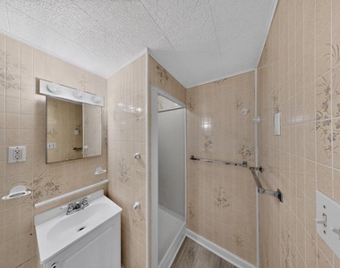3503 East West - Photo Thumbnail 36