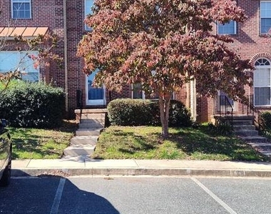 641 Berwick Court - Photo Thumbnail 26