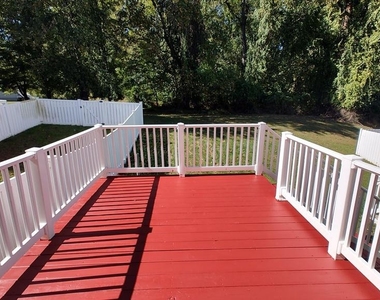 641 Berwick Court - Photo Thumbnail 6