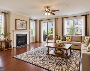 4349 Viridian Terrace - Photo Thumbnail 4