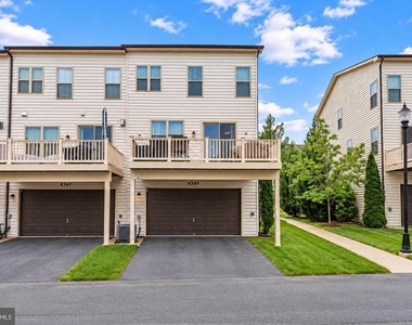 4349 Viridian Terrace - Photo Thumbnail 21