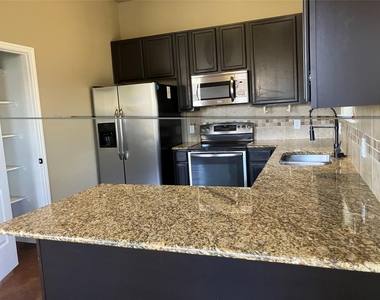 120 Pahala Ct - Photo Thumbnail 7