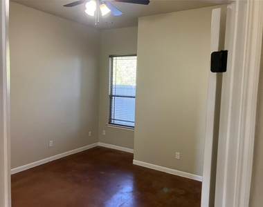 120 Pahala Ct - Photo Thumbnail 8