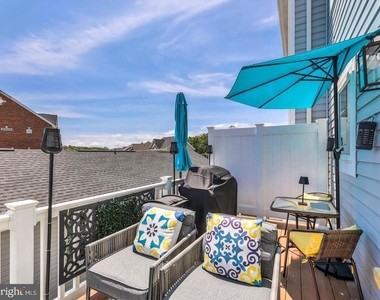 11228 Saint Luke Drive - Photo Thumbnail 22