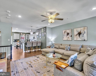 11228 Saint Luke Drive - Photo Thumbnail 15