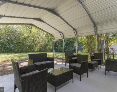 1015 Floyd Avenue - Photo Thumbnail 34