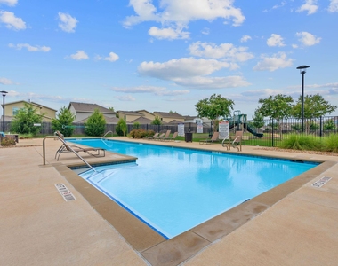 6113 Dumfries Ln - Photo Thumbnail 29