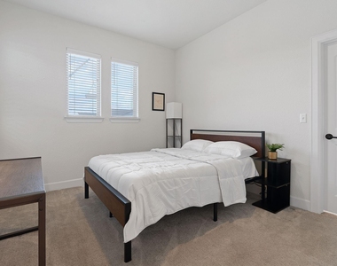 6113 Dumfries Ln - Photo Thumbnail 19