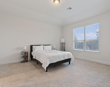 6113 Dumfries Ln - Photo Thumbnail 25