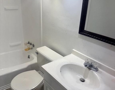 7267 Benedict Avenue - Photo Thumbnail 18