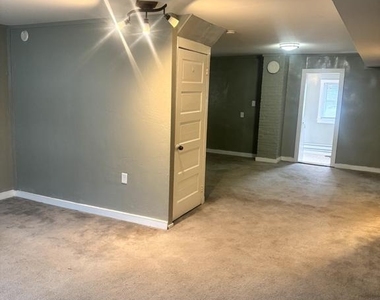 7267 Benedict Avenue - Photo Thumbnail 8