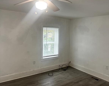 7267 Benedict Avenue - Photo Thumbnail 15