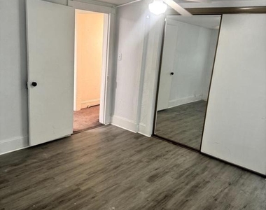 7267 Benedict Avenue - Photo Thumbnail 16