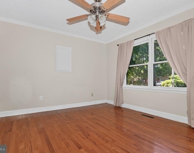 12846 Homestead Lane - Photo Thumbnail 7