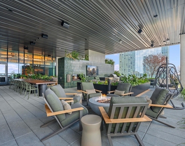 610 Davis St - Photo Thumbnail 37