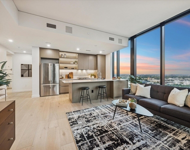 610 Davis St - Photo Thumbnail 9