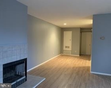 11914 Tarragon Road - Photo Thumbnail 2