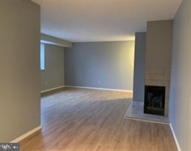 11914 Tarragon Road - Photo Thumbnail 4