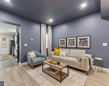 1709 Bank Street - Photo Thumbnail 6