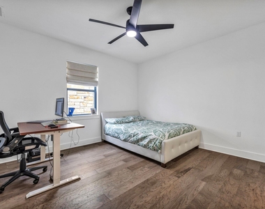 16825 Morelle Dr - Photo Thumbnail 29