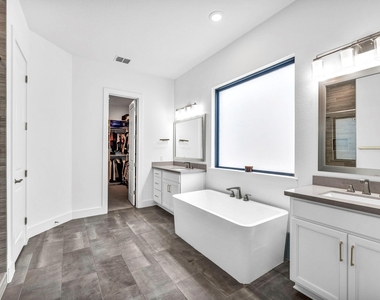 16825 Morelle Dr - Photo Thumbnail 18