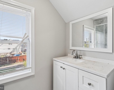 6716 Danville Avenue - Photo Thumbnail 11