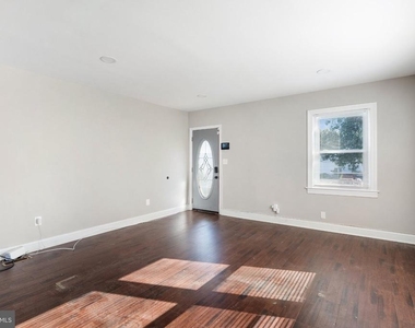6716 Danville Avenue - Photo Thumbnail 18
