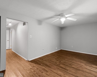 325 Rambling Ridge Court - Photo Thumbnail 25