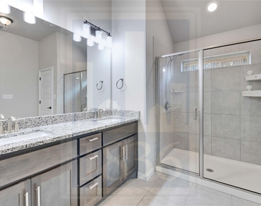160 Sangaree Dr - Photo Thumbnail 14