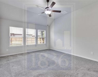 160 Sangaree Dr - Photo Thumbnail 13