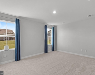 338 Heritage Shores Circle - Photo Thumbnail 16