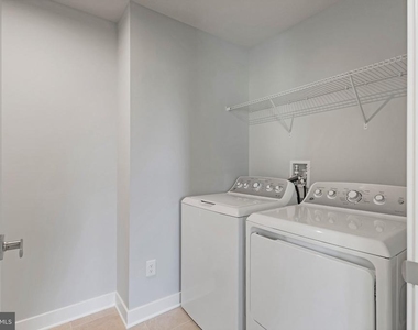 338 Heritage Shores Circle - Photo Thumbnail 20