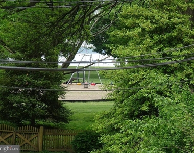 120 Delaware Street - Photo Thumbnail 11