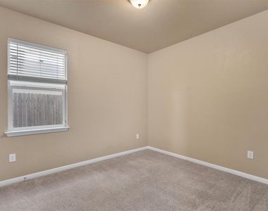 6400 Rafferty Ln - Photo Thumbnail 20