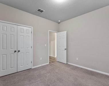 6400 Rafferty Ln - Photo Thumbnail 19