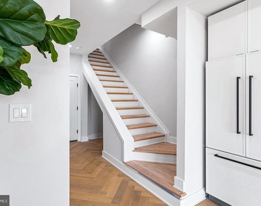 1516 East Capitol Street Ne - Photo Thumbnail 23
