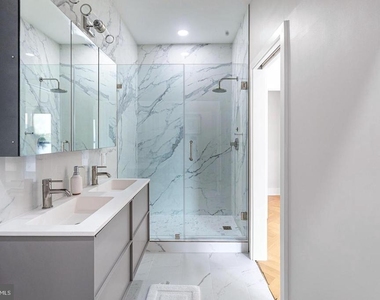 1516 East Capitol Street Ne - Photo Thumbnail 41