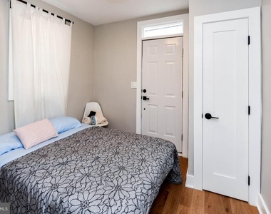 1825 Providence Street Ne - Photo Thumbnail 22