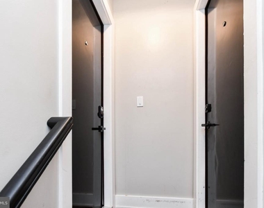 1825 Providence Street Ne - Photo Thumbnail 6