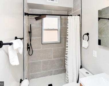 1825 Providence Street Ne - Photo Thumbnail 23