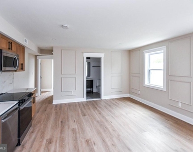 1274 Meigs Place Ne - Photo Thumbnail 11