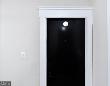 1274 Meigs Place Ne - Photo Thumbnail 5