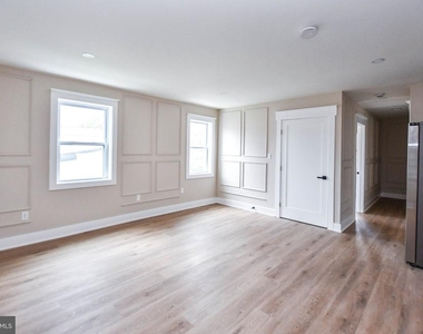 1274 Meigs Place Ne - Photo Thumbnail 16