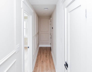 1274 Meigs Place Ne - Photo Thumbnail 10