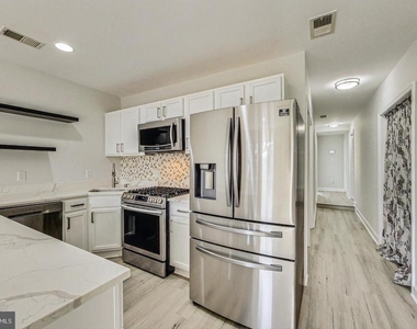 1710 West Virginia Avenue Ne - Photo Thumbnail 5