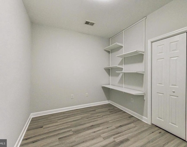1710 West Virginia Avenue Ne - Photo Thumbnail 12