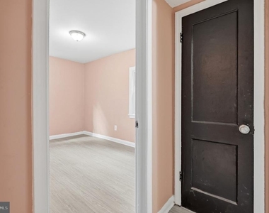 5053 Benning Road Se - Photo Thumbnail 8