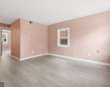 5053 Benning Road Se - Photo Thumbnail 6